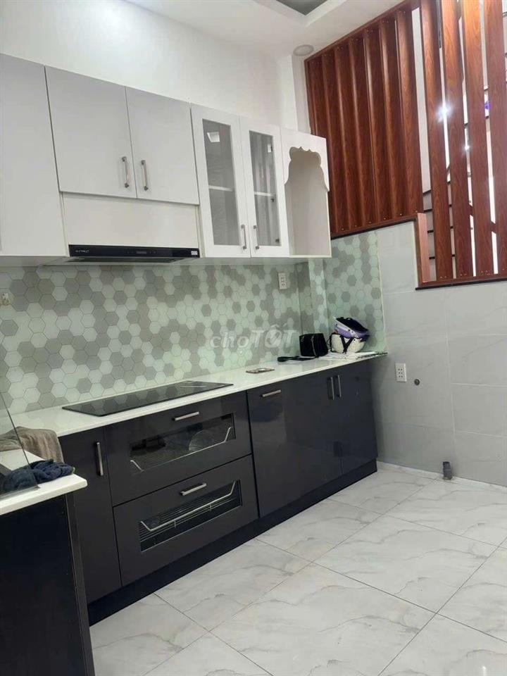 Bán nhà quận 8 bến Ba đình