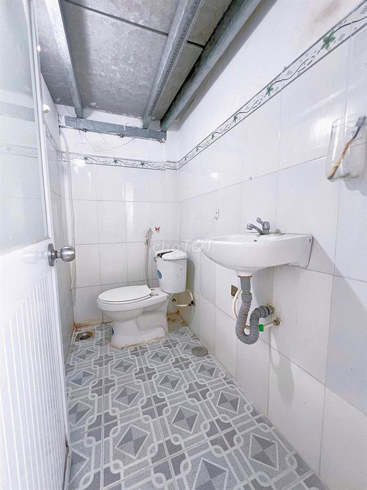 Duplex Nguyễn Văn Linh Q7 3tr5, rộng 25m²