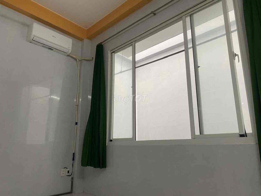 Mặt tiền ngay trung tâm chợ