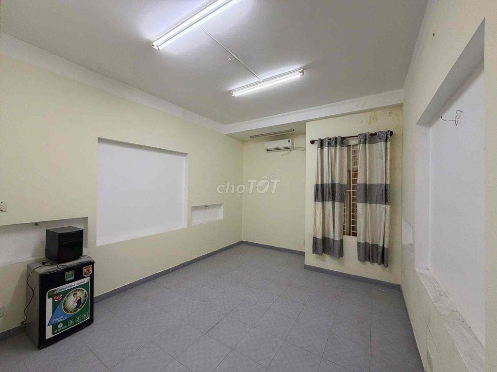 phòng trống cho bạn setup theo sở thích