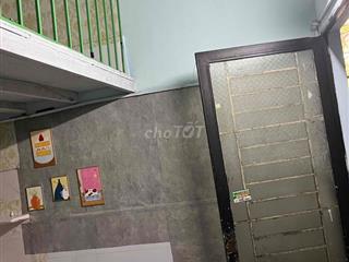 phong tro 2t2 giờ tự do