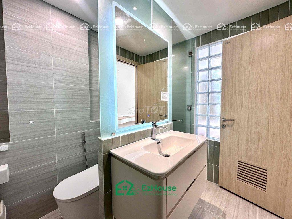 STUDIO BAN CÔNG TÁCH BẾP NGAY CHỢ TÂN MỸ