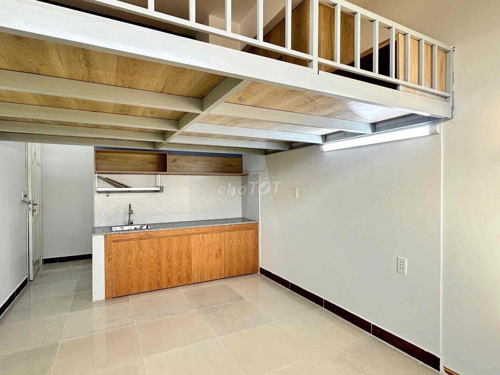 DUPLEX CỬA SỔ TRỜI SIÊU TO NGAY TRẦN TRỌNG CUNG