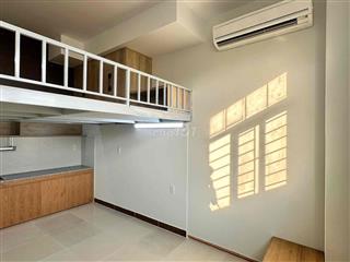 DUPLEX CỬA SỔ TRỜI SIÊU TO NGAY TRẦN TRỌNG CUNG