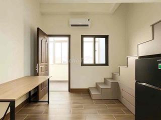 DUPLEX CỬA SỔ TRỜI NGAY NGUYỄN THỊ THẬP
