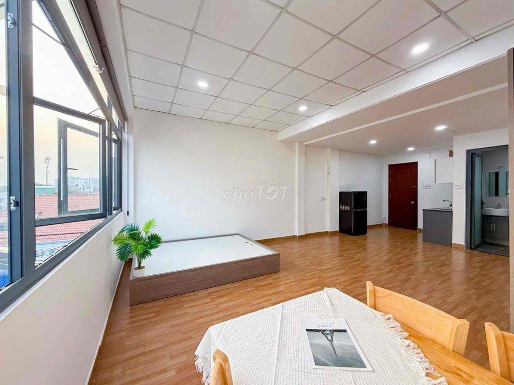 STUDIO CỬA SỔ TRỜI NGAY HOÀNG QUỐC VIỆT
