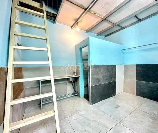 Phòng Trọ , có gác ,wc, 355 Đào Trí , Phú Thuận , Quận 7