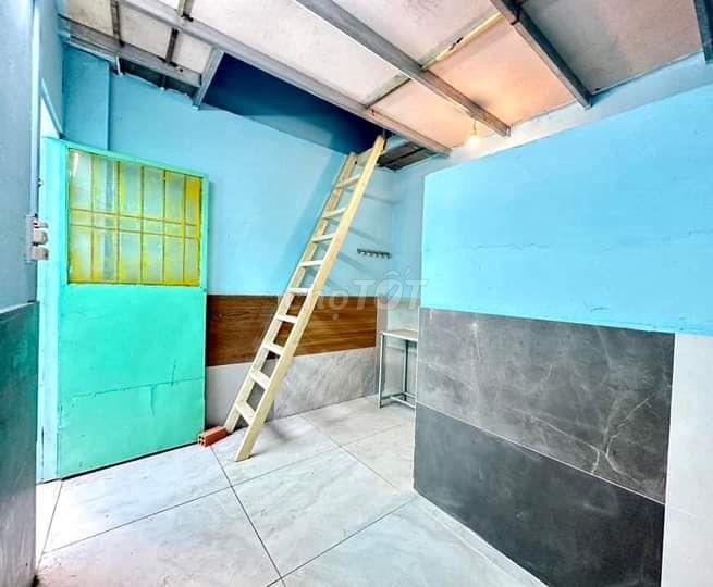 Phòng Trọ , có gác ,wc, 355 Đào Trí , Phú Thuận , Quận 7