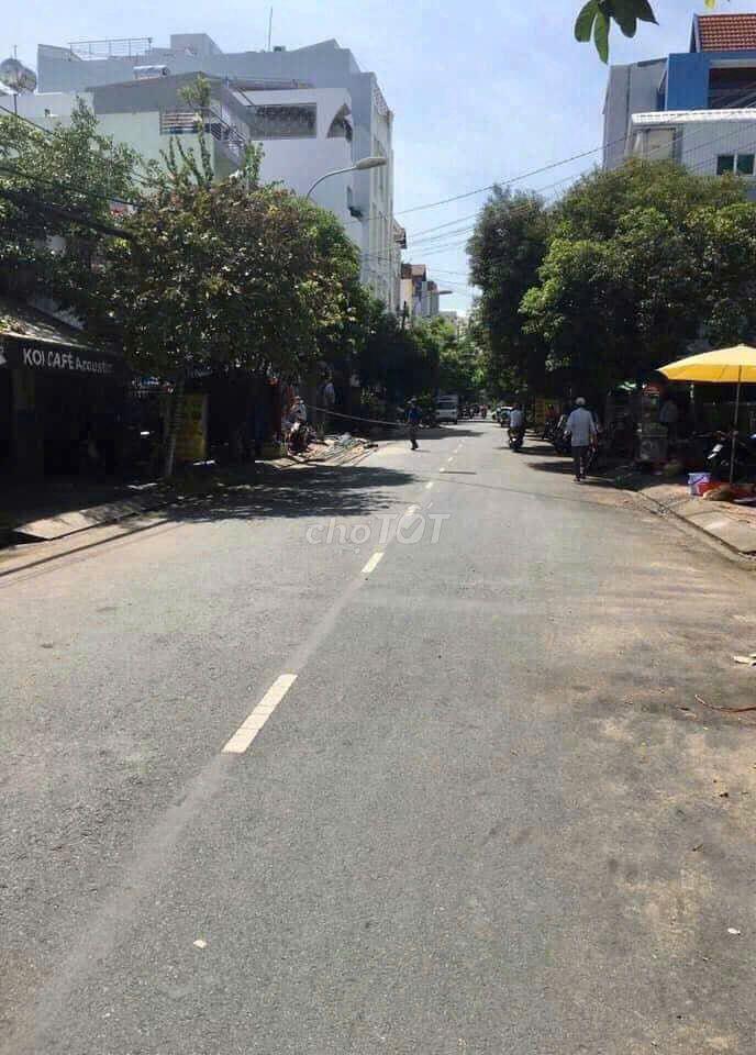 Phòng ở ghép nữ , có máy lạnh , ban công, đường 85 Tân Quy , Quận 7