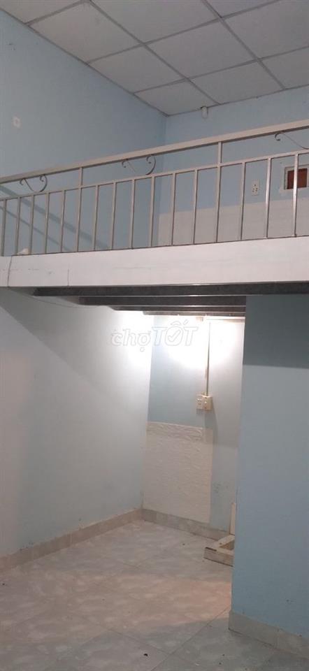 Phòng trọ 2tr5 có gác. Lê Văn Lương Q.7
