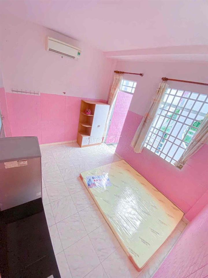 Studio Ban công full nội thất giá rẻ