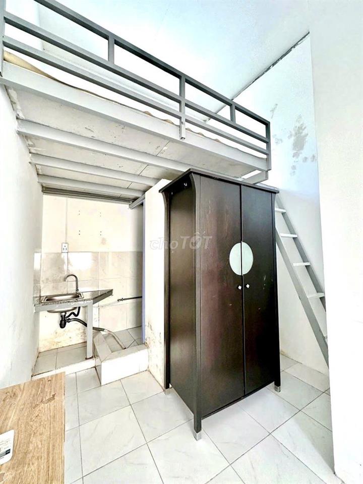 PHÒNG TRỌ GÁC GIÁ MỀM FREE XE