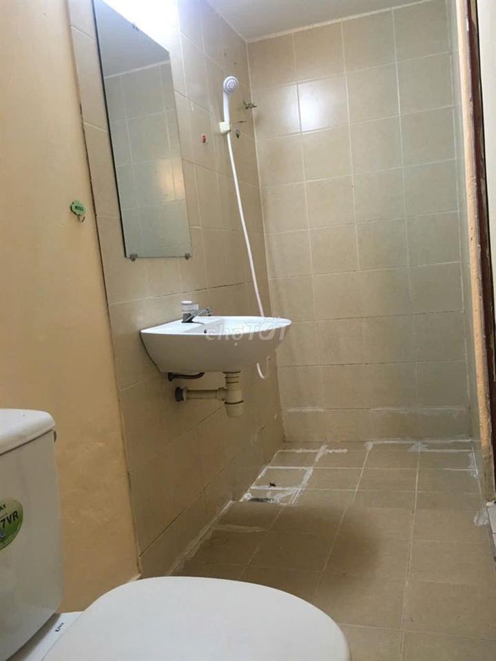 Cho thuê phòng hẻm xe hơi , xe tải 2 tấn vào được luôn Siêu rộng rẻ