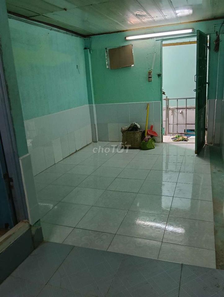 Phòng trọ gần KCX Tân Thuận