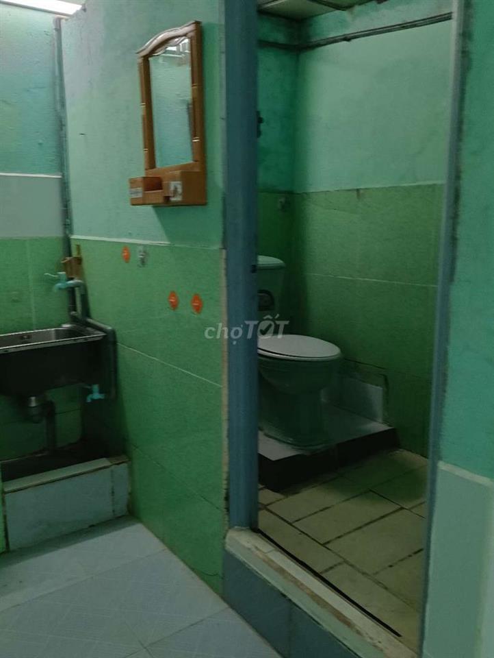 Phòng trọ gần KCX Tân Thuận