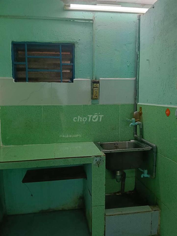 Phòng trọ gần kcx Tân Thuận