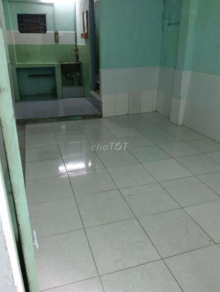 Phòng trọ gần kcx Tân Thuận