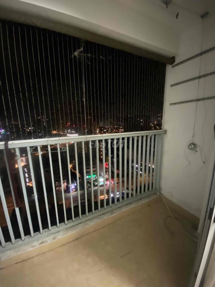 cần share 1 phòng chung cư luxcity