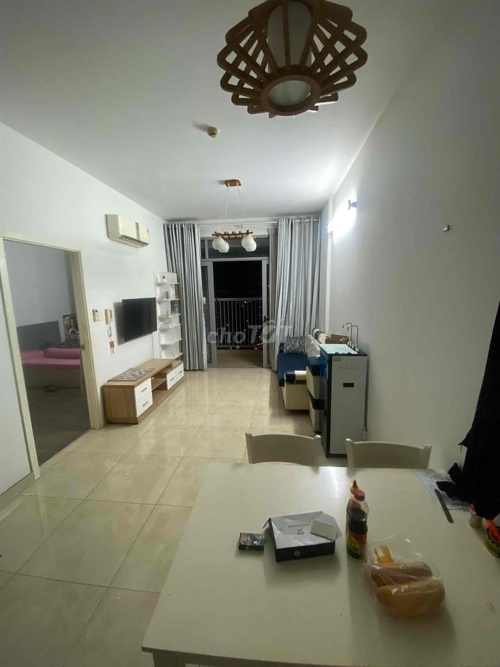 cần share 1 phòng chung cư luxcity
