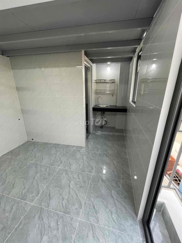 Phòng trọ mới xây 14m2 (chưa tính gác) đường Nguyễn Văn Quỳ