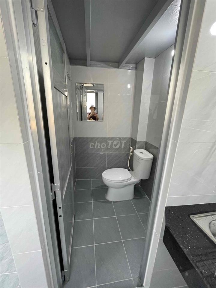 Phòng trọ mới xây 14m2 (chưa tính gác) đường Nguyễn Văn Quỳ