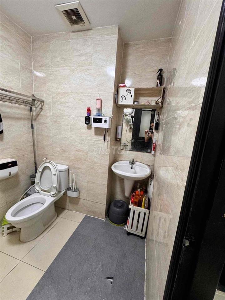 Chính chủ bán cc Mỹ Phúc Q.8 căn 2PN đầy đủ nội thất chỉ 2 Tỷ.tl