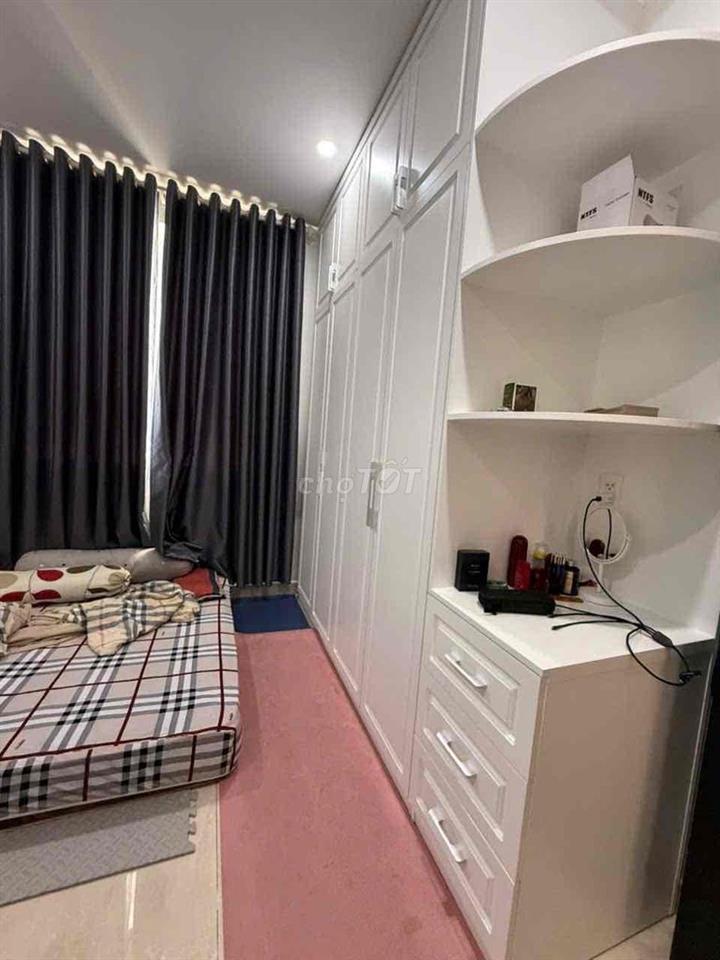 Chính chủ bán cc Mỹ Phúc Q.8 căn 2PN đầy đủ nội thất chỉ 2 Tỷ.tl