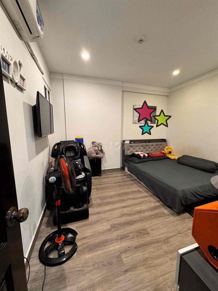 Chính chủ bán cc Mỹ Phúc Q.8 căn 2PN đầy đủ nội thất chỉ 2 Tỷ.tl