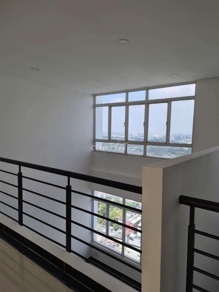Penthouse 315m2 3 phòng ngủ Cc Giai Việt Samland 854 Tạ Quang Bửu P5Q8