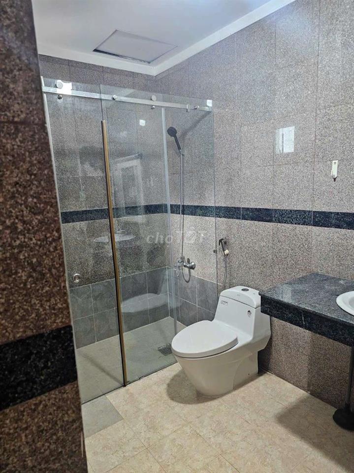 Bán căn góc tầng trệt 115m2 3 phòng ngủ 2 phòng vệ sinh