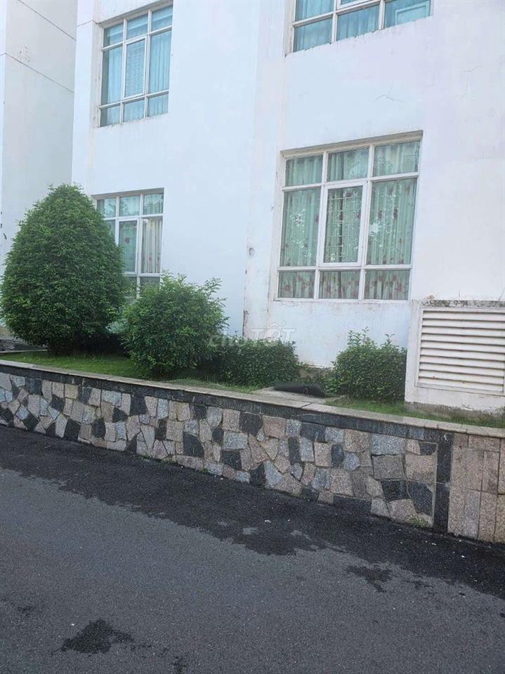 Bán căn góc tầng trệt 115m2 3 phòng ngủ 2 phòng vệ sinh