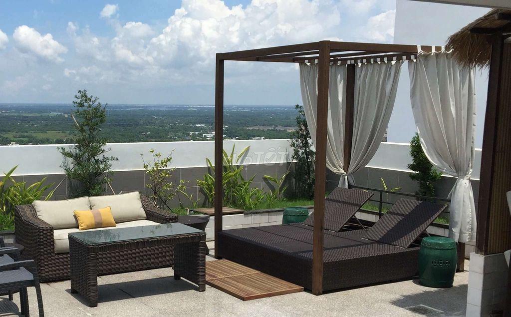 Bán Penthouse căn góc 387m2 Cc Giai Việt lô B1