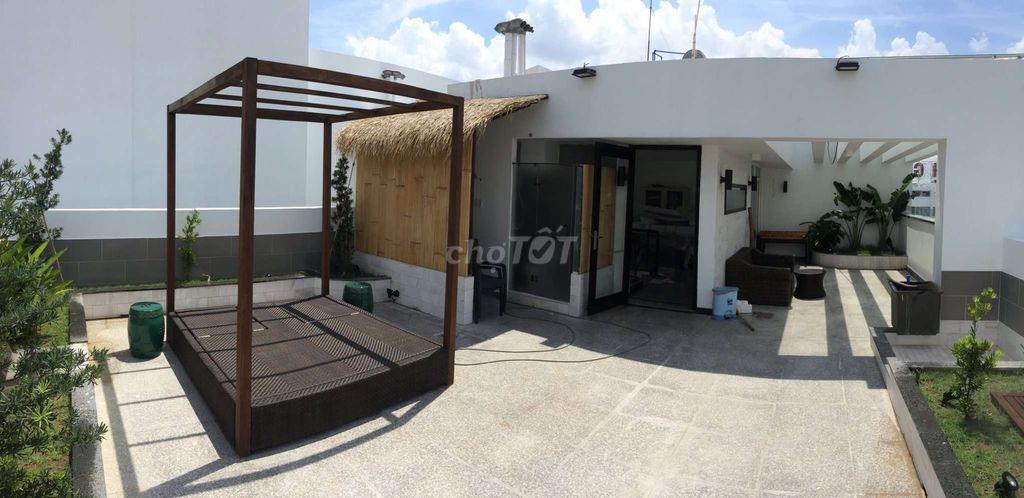 Bán Penthouse căn góc 387m2 Cc Giai Việt lô B1