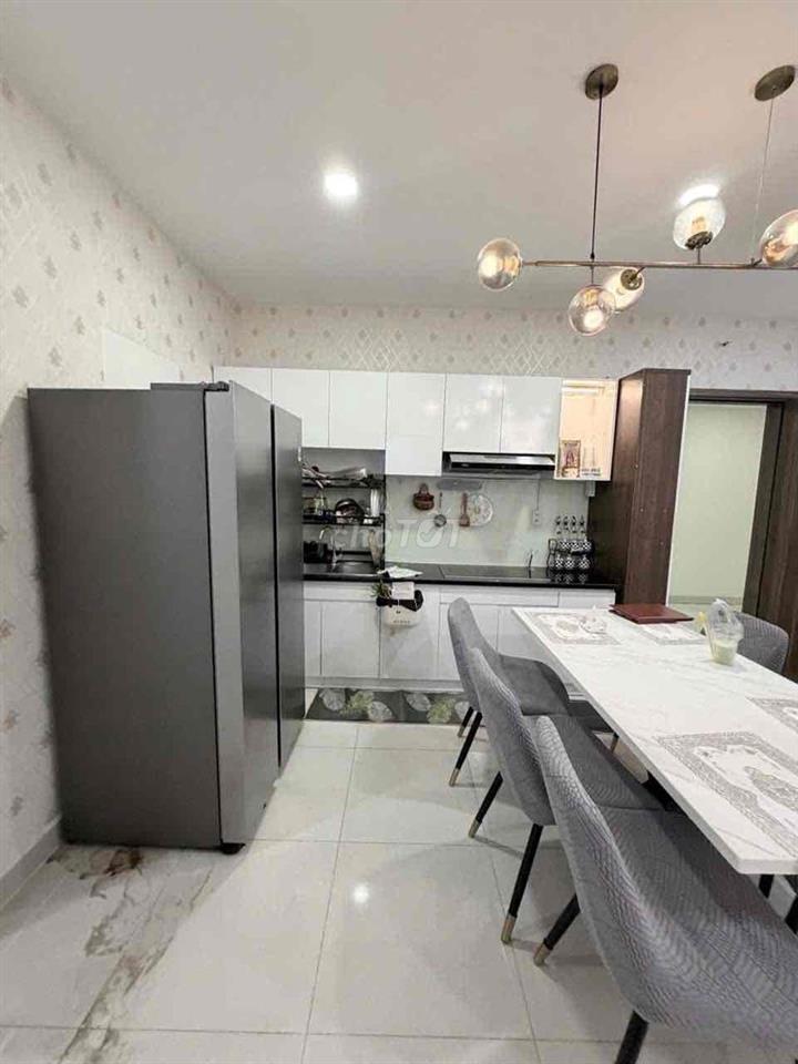 Căn hộ cao cấp trung tâm quận 8, sát Parcmall