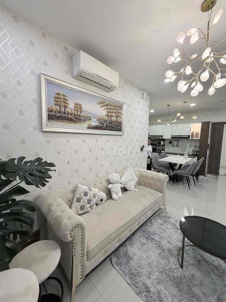 Căn hộ cao cấp trung tâm quận 8, sát Parcmall