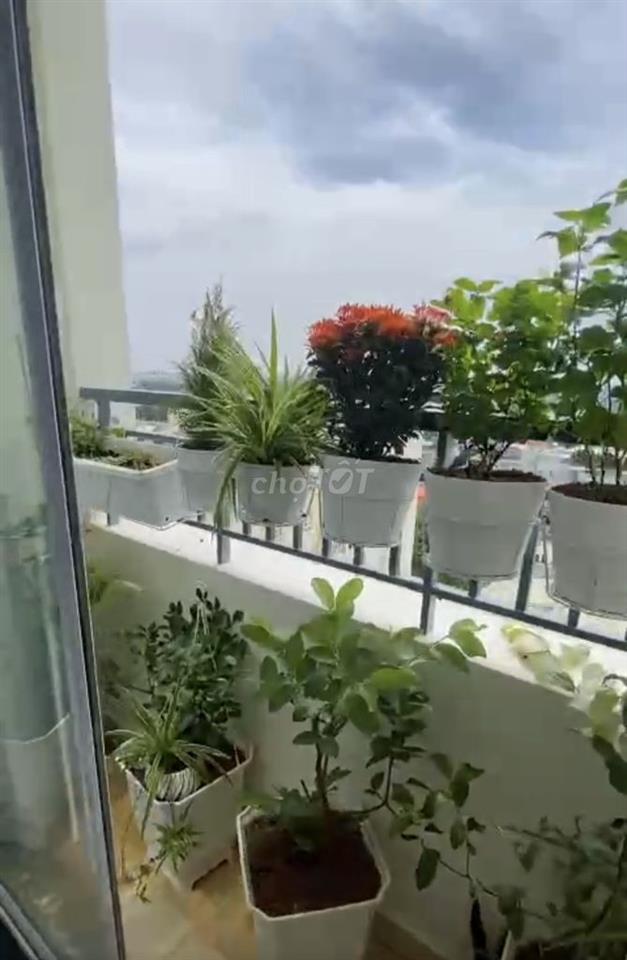 Bán 2pn dreamhome Palace 62m2 tầng đẹp full nội thất giá tốt 2,450 ty