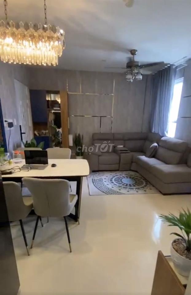 Bán 2pn dreamhome Palace 62m2 tầng đẹp full nội thất giá tốt 2,450 ty