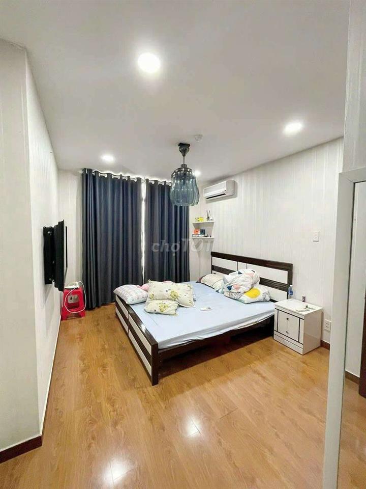 CHO THUÊ CĂN HỘ GIAI VIỆT 3PN 2WC FULL NỘI THẤT GIÁ 16TR/THÁNG