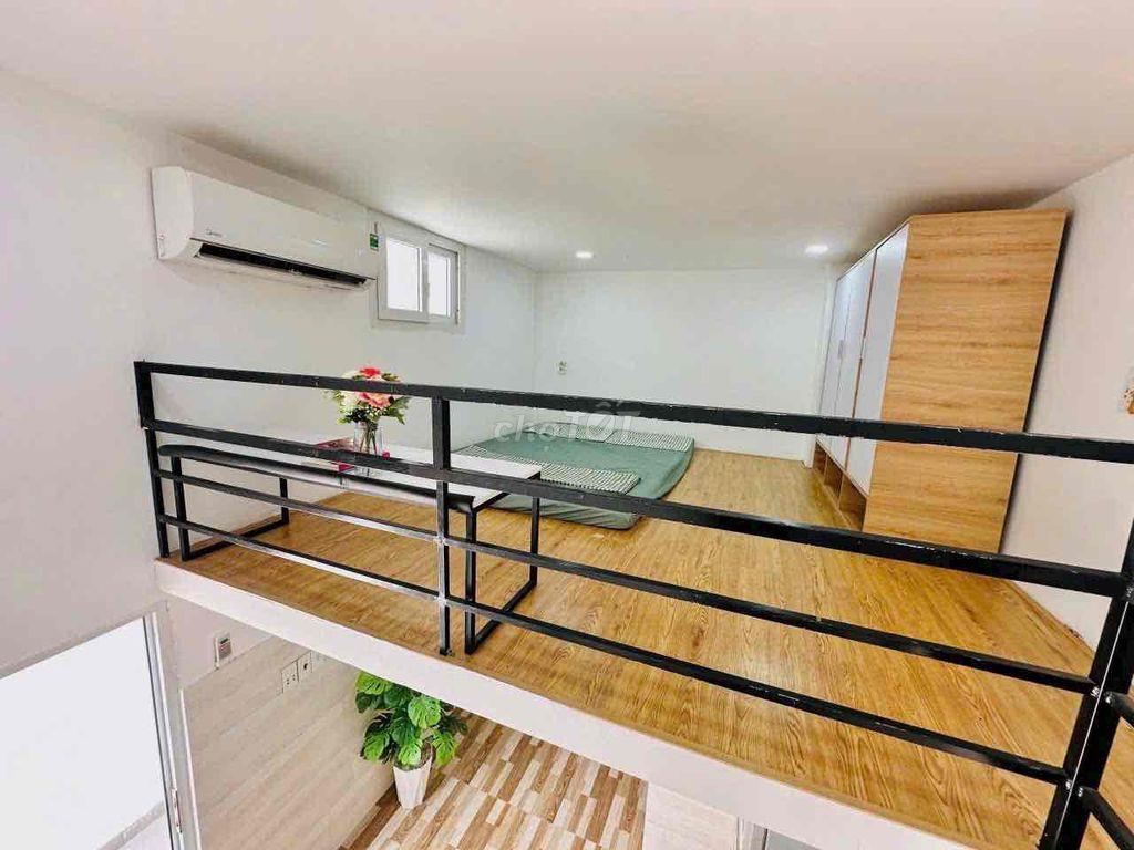 Duplex gác cao cửa sổ thoáng mát-Ngay cầu Chữ Y
