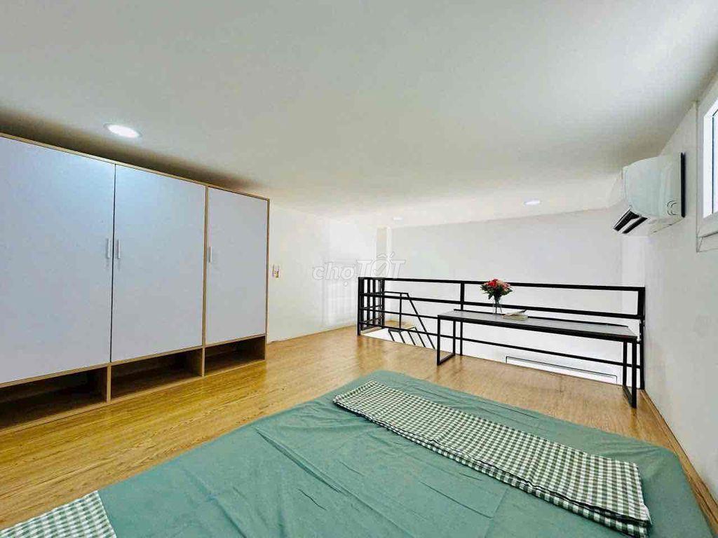 Duplex gác cao cửa sổ thoáng mát-Ngay cầu Chữ Y