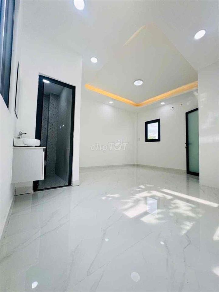 KHAI TRƯỜNG NHÀ NGUYÊN CĂN CHO THUÊ hai nhà vệ sinh GẦN CẦU CHỮ Y