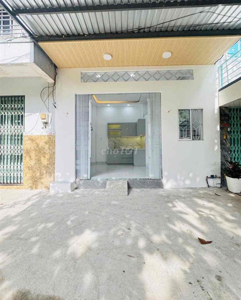 KHAI TRƯỜNG NHÀ NGUYÊN CĂN CHO THUÊ hai nhà vệ sinh GẦN CẦU CHỮ Y