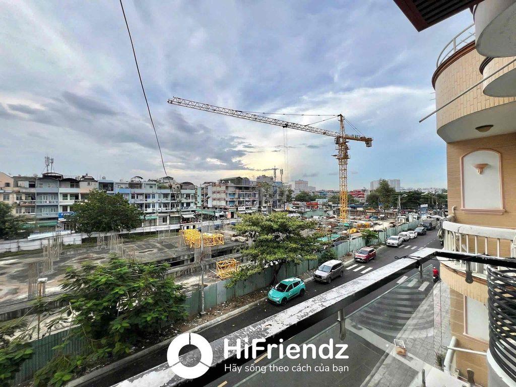 PHÒNG BAN CÔNG MỚI XÂY FULL NỘI THẤT GẦN BẾN XE QUẬN 8 RỘNG THOÁNG XỊN