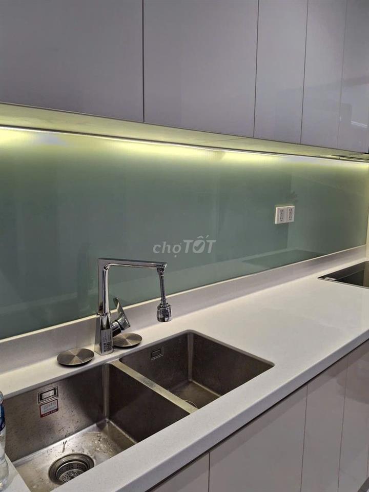Cho thuê căn hộ D-Aqua 3 phòng ngủ (2 PN+)