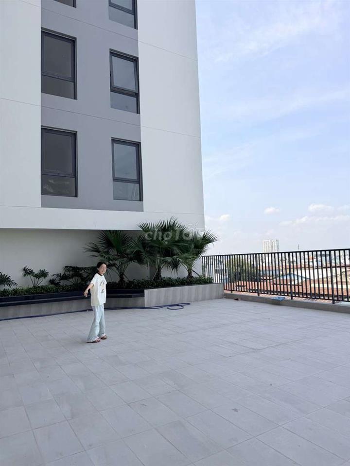 cho thuê căn 3 phòng ngủ giá rẻ bên Aurora 