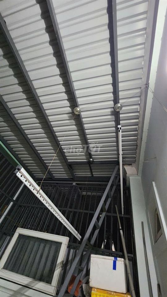 Cho thuê căn studio DV The Pegasuite 35m2 (chưa tính WC, giặt phơi đồ)