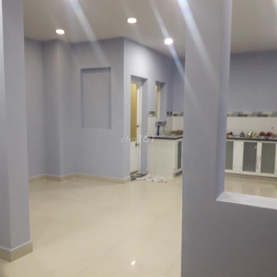Chính chủ cho  thuê căn hộ lầu 4, 95m2, 3PN, 2WC, 1 balcon, 1 sân phơi