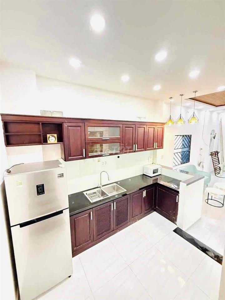 🛑Nhà mới đẹp, 3 tầng (4.3x10m), sổ đẹp, hẻm 3.5m Âu Dương Lân