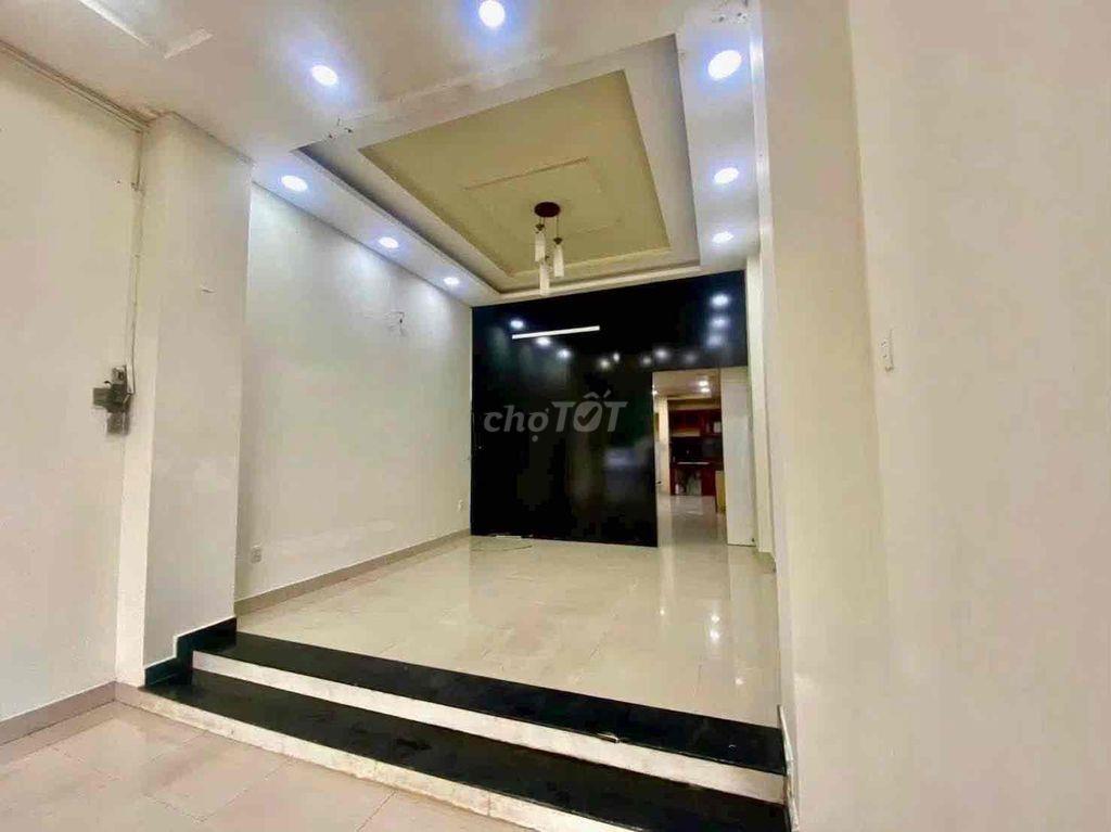 ✅Nhà thuê nguyên căn Mặt tiền Phạm Thế Hiển P5, DT: 4x12m, 3 tầng