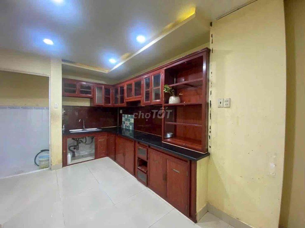 ✅Nhà thuê nguyên căn Mặt tiền Phạm Thế Hiển P5, DT: 4x12m, 3 tầng